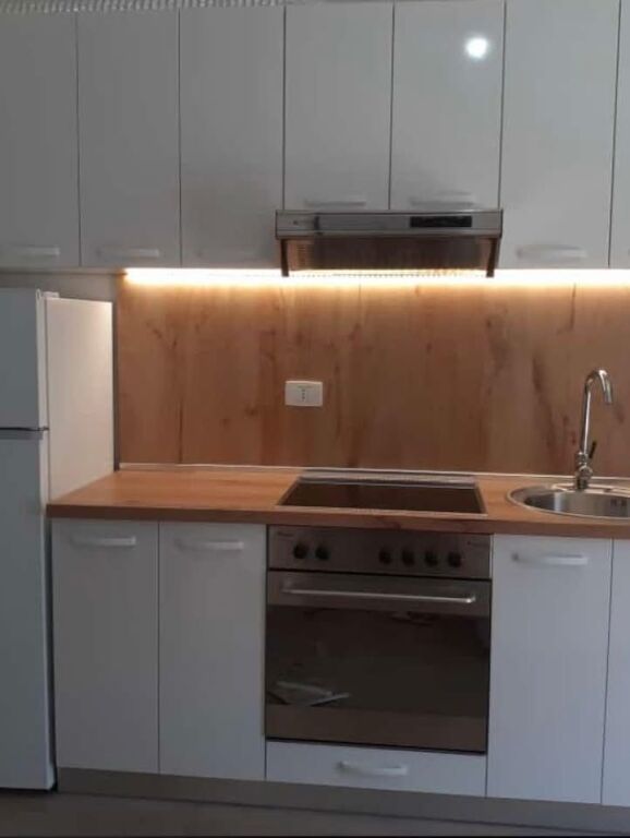 Qera | Apartament 1 + 1 | Ali Demi | 350 €/muaj