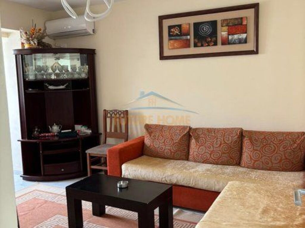 Qera, Apartament 1+1, Shkolla e Bashkuar,Tiranë