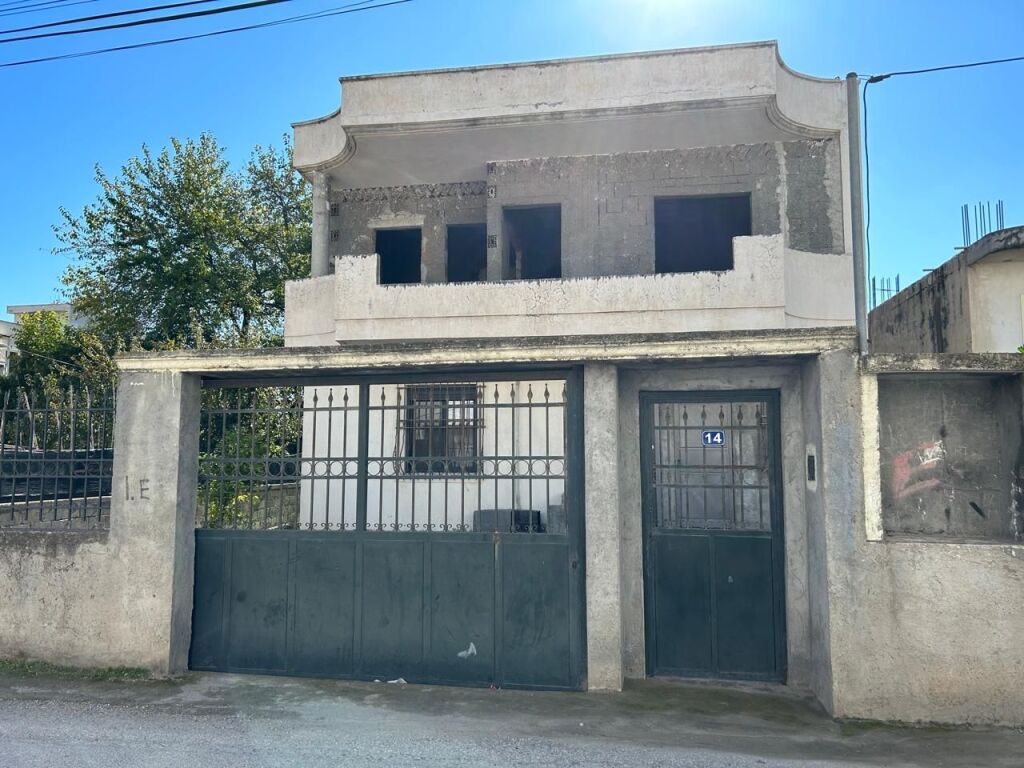 PRIVATE 2-FLOOR HOUSE FOR SALE SHKOZET, DURRES