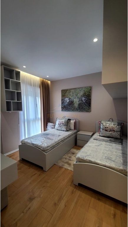 Qera,Apartament 2+1+2+post parkimi ,Jordan Misja