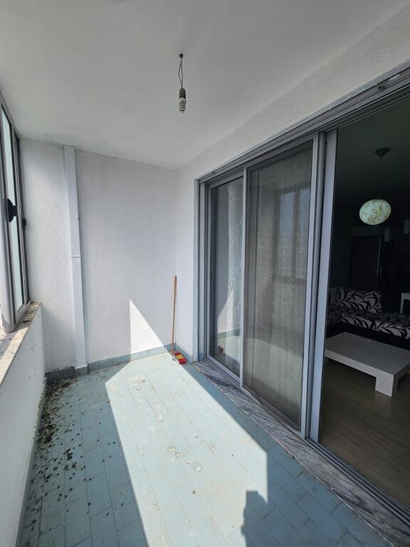 SHITET APARTAMENT 2+1+2 NË DURRËS