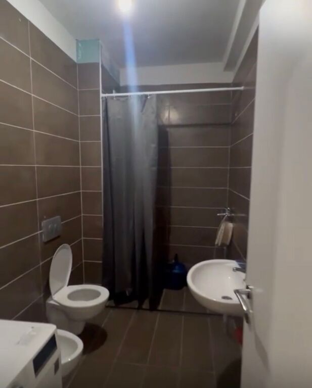 Apartament 1+1 me qira tek Amerikan 3!