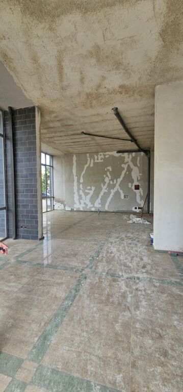 SHITET AMBJENT BIZNESI ( DYQAN ) --- PLAZH DURRES