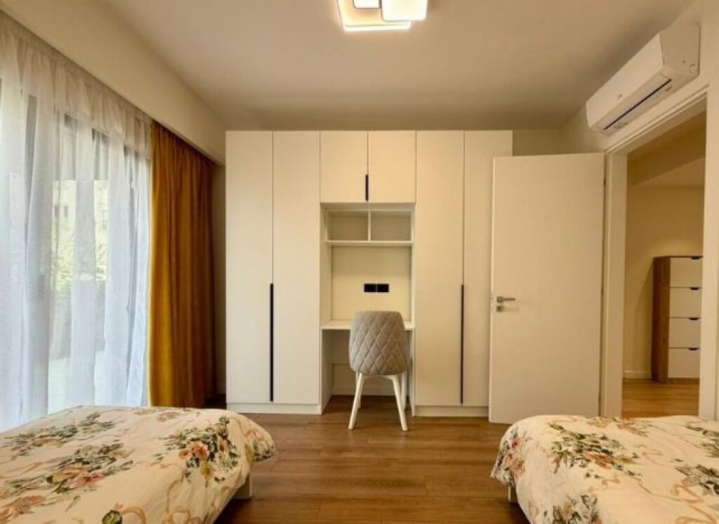 APPARTAMENTO MODERNO 2+1+2+PARCHEGGIO