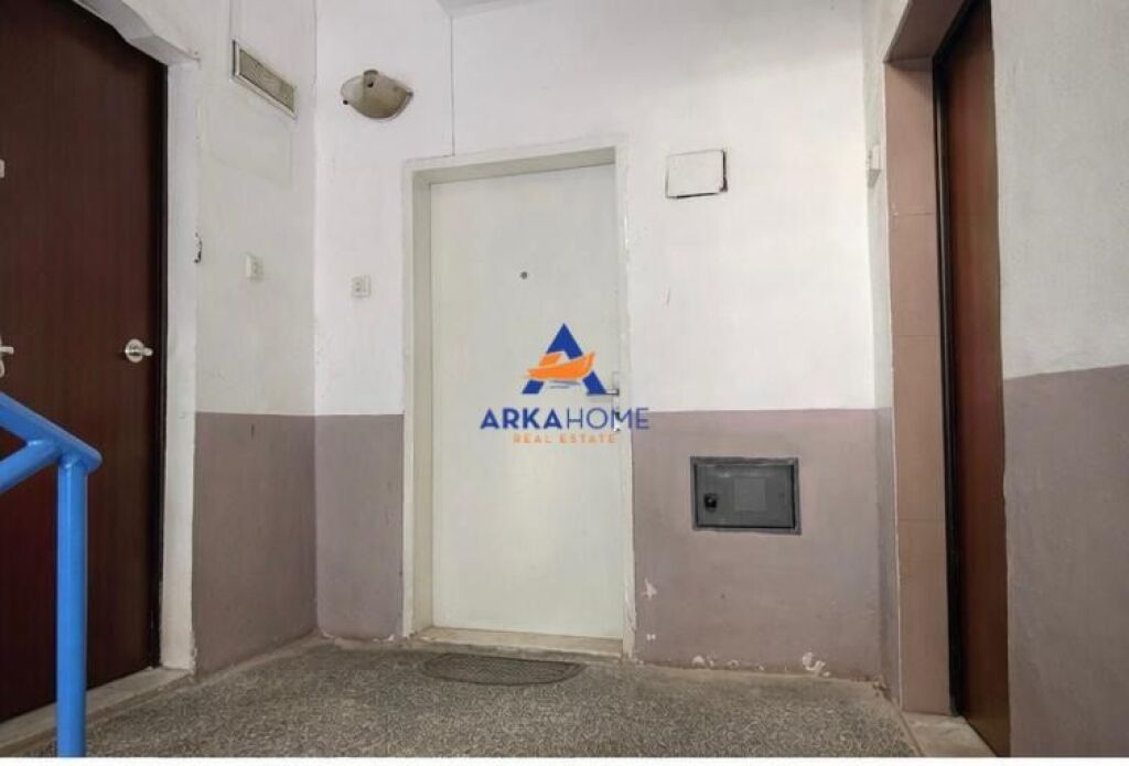 SHITET APARTAMENT 1+1 "MYSLYM SHYRI" 13.000.000 LEKE