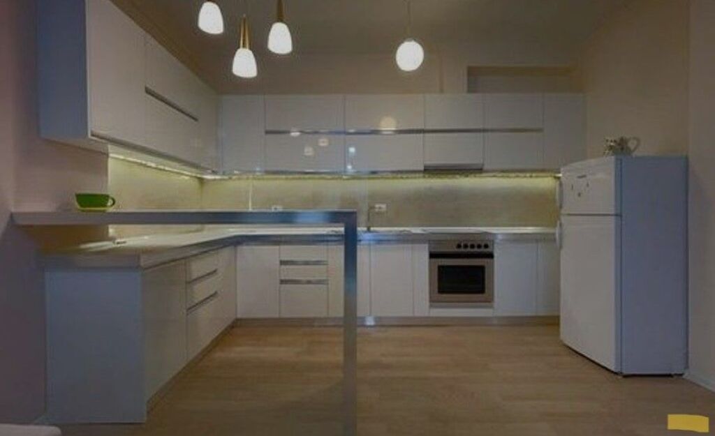 Qera, Apartament 2+1, Kodra e Diellit, Tiranë 650 €