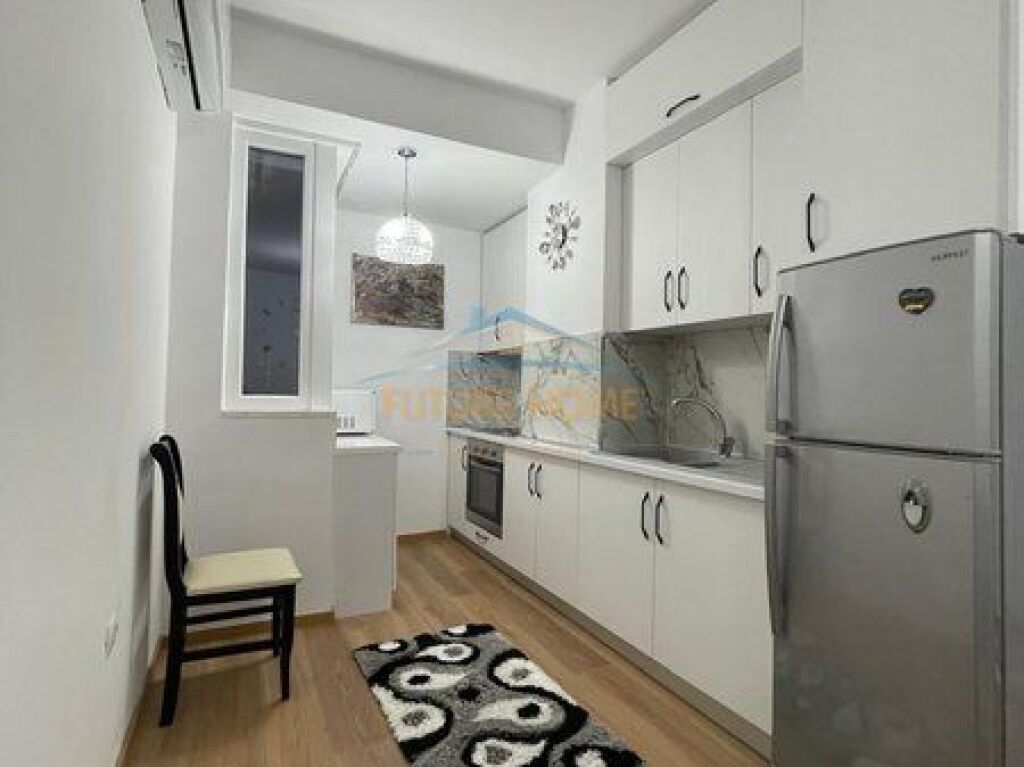Shitje, Apartament 1+1, prane ish-Venues, Oxhaku, Tirane.