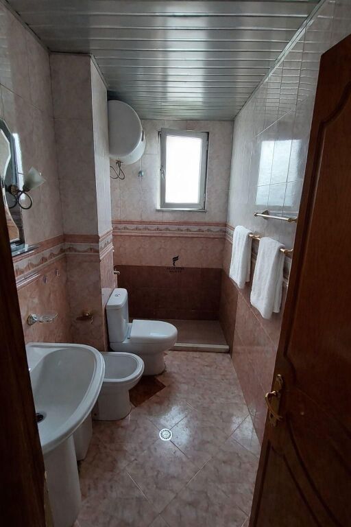 SHITET APARTAMENT DUPLEX MYSLYM SHYRI 275.000 EURO FH-70040