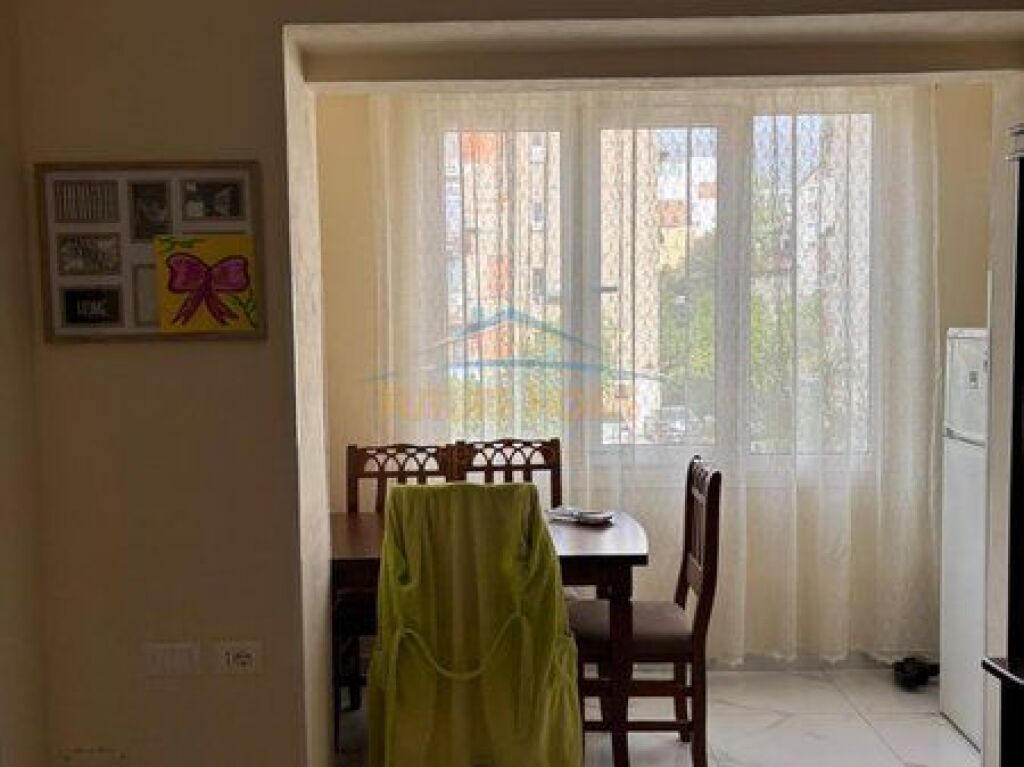 Qera, Apartament 1+1, Shkolla e Bashkuar,Tiranë