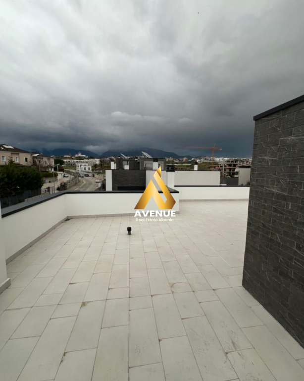 JEPET ME QIRA VILË 2-KATËSHE – TEG, TIRANË