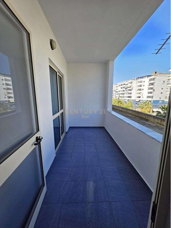 Apartament 1+1 Me Qira në Plazh Iliria, Durrës !
