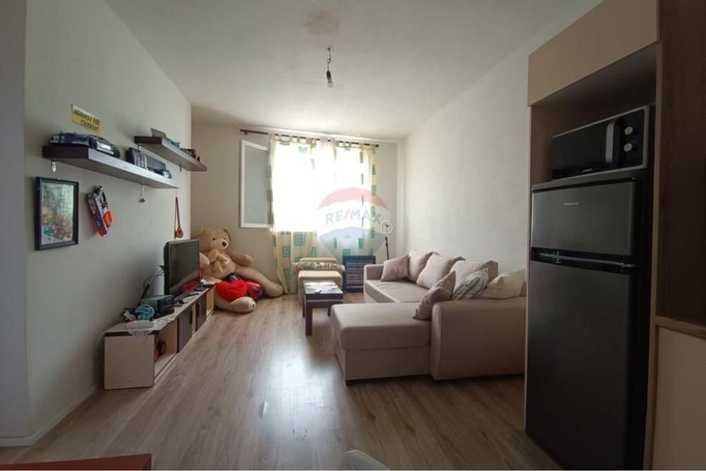 Apartament 1+1 me qira te Golden Park