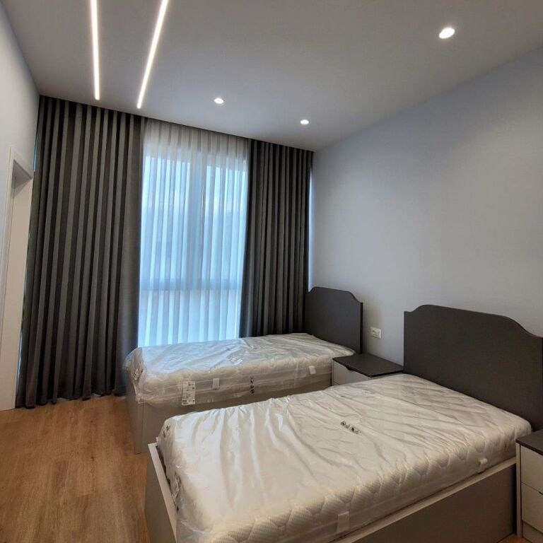 🏛️✨ Jepet me Qira Vilë Luksoze – Green Valley Residence, Liqeni i Thatë ✨🏛️