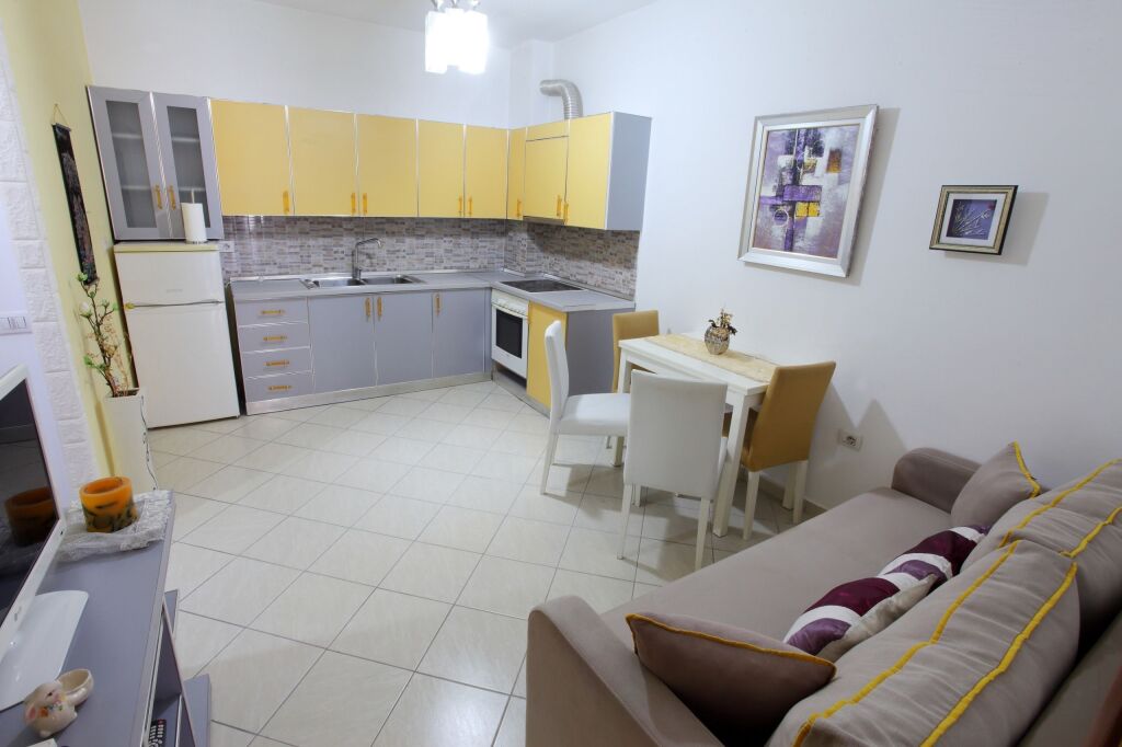 STUDIO APARTMENT CONVERTED INTO 1+1 FOR RENT NEAR BAR SANTANA !!