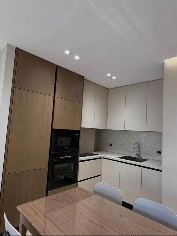 🏡 Appartamento 1+1 in affitto 📍 Myslym Shyri, Via Islam Alla💶 Prezzo: 85.000 lek/mese