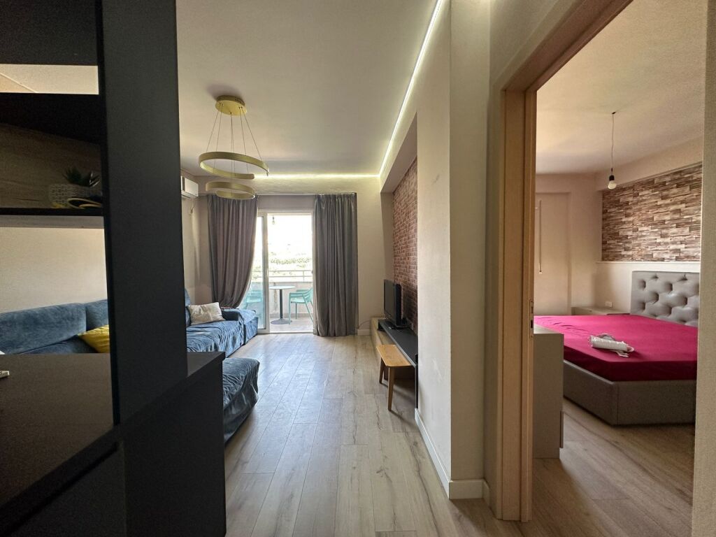 Jepet me qira apartament 2+1 në Fresk, Tiranë