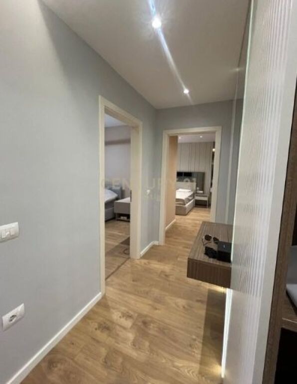 APARTAMENT 2+1+2 NE SHITJE