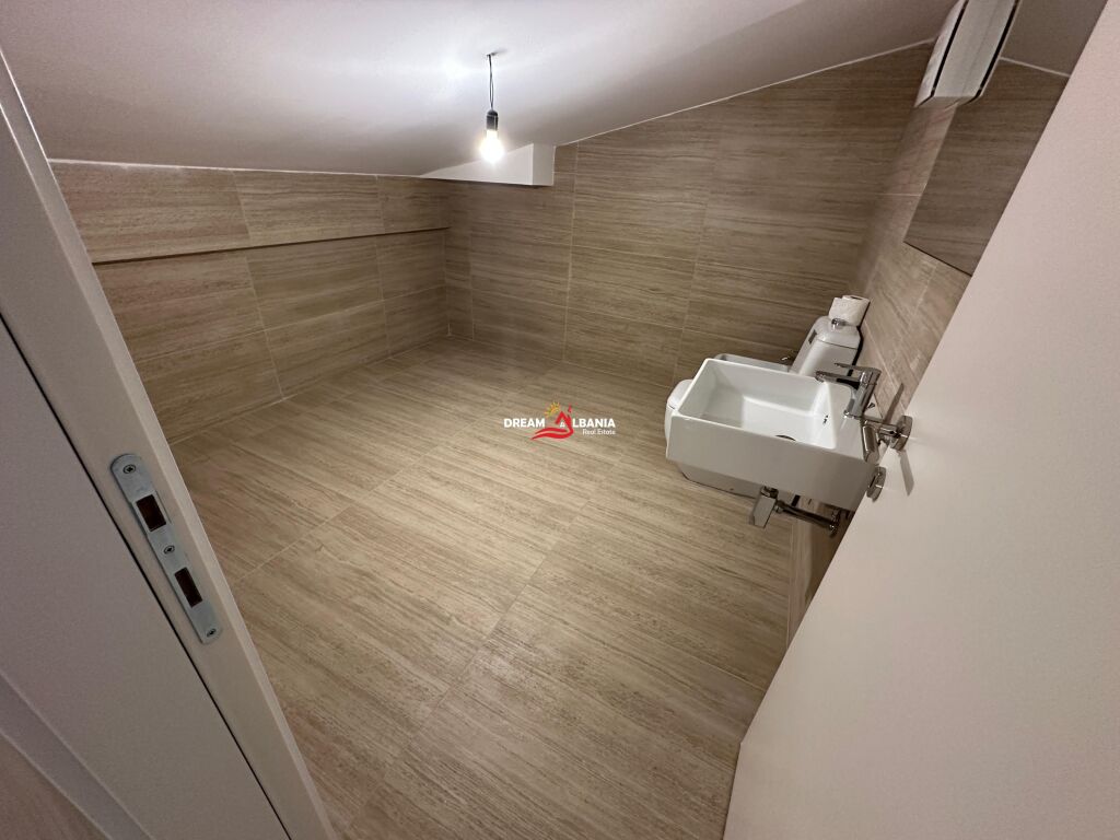 Penthouse ne Shitje tek Liqeni i Thate (ID 4131401)