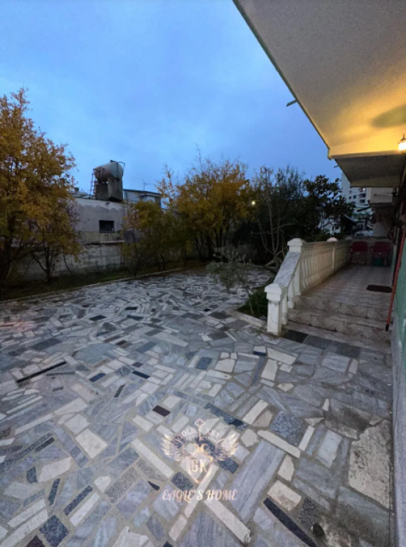 SHITET VILA • 2 Kate, SISTEMIN 6+1+3 🏡Ura Dajlanit🏡