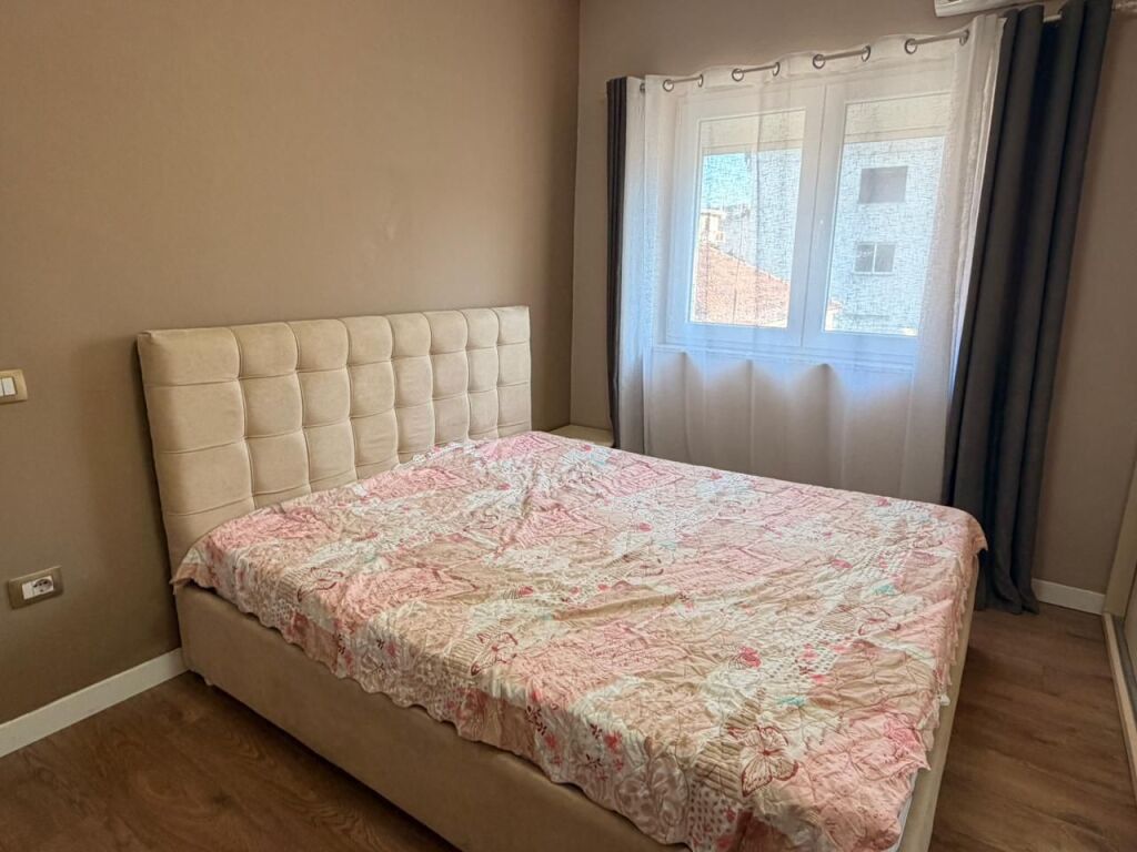 Apartament 2+1+2 me depo për shitje – Qendër, Durrës