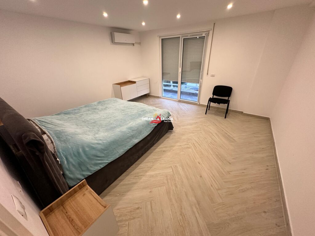 Penthouse ne Shitje tek Liqeni i Thate (ID 4131401)