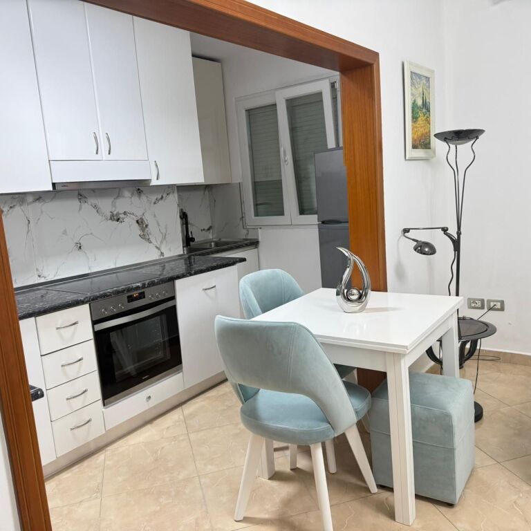 Apartament 1+1 me qera tek 21 Dhjetori