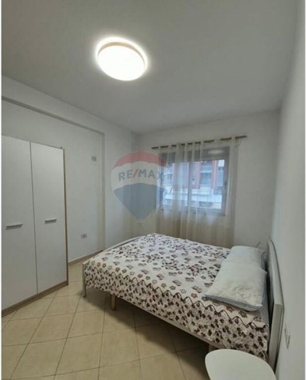APARTAMENT 2+1 ME QIRA
