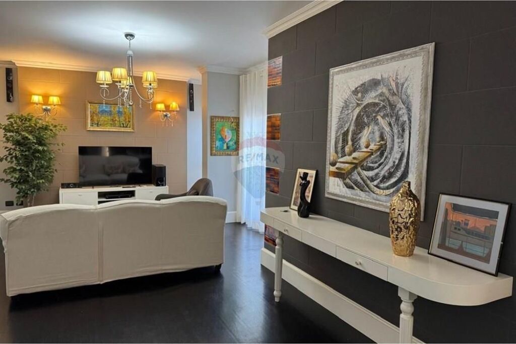 Appartamento 2+1 in affitto, Via A.Z.Cajupi, Bllok