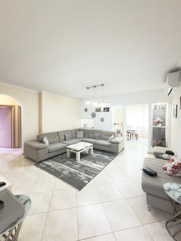 🏡 Appartamento 2+1+2+Parcheggio in Vendita – Lago Vuoto, Tirana