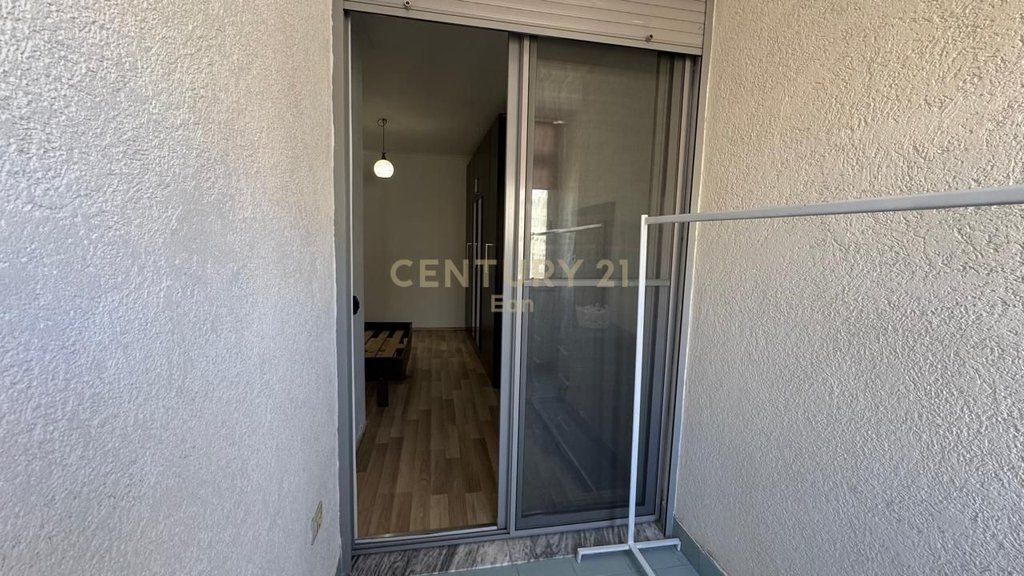 SHITET APARTAMENT 2+1+2 BALLKONE TE ISH-URT, DURRES !