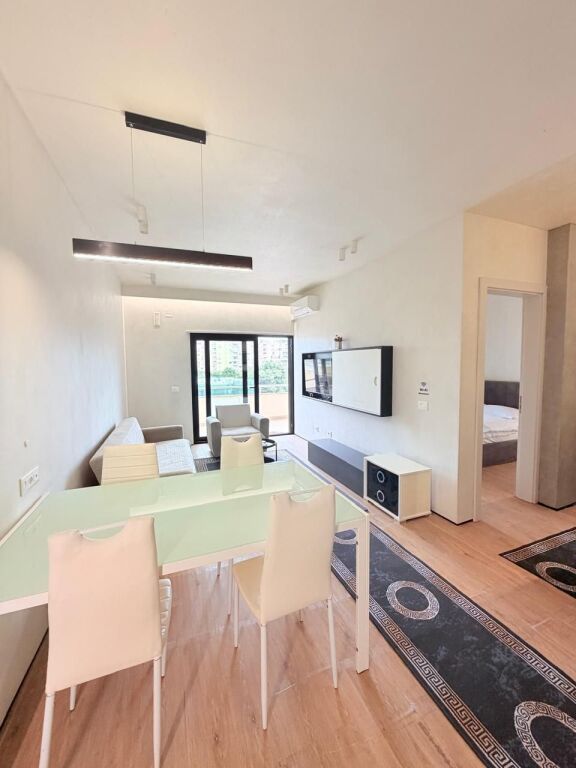 JEPET ME QERA APARTAMENT 1+1 ILIRIA PLAZH, DURRES