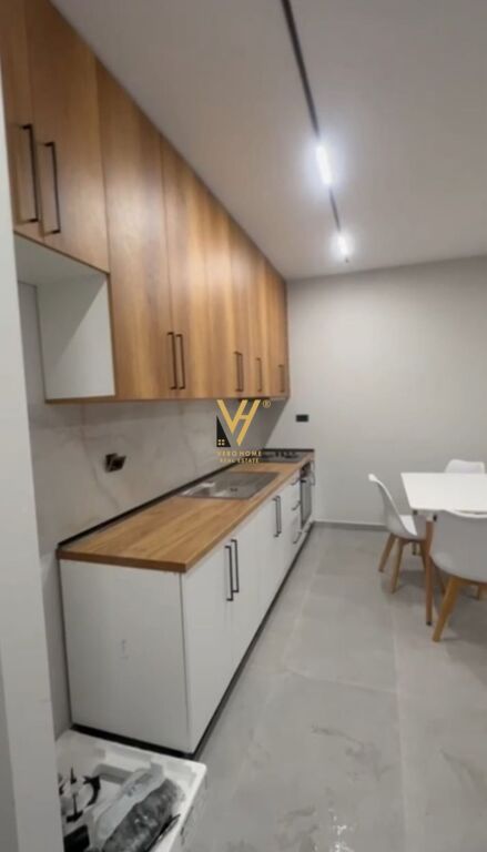 SHITET APARTAMENT 1+1+BLK TE SHKOLLA E BASHKUAR 115.000 EURO