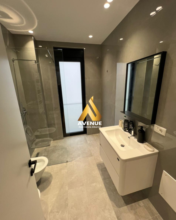 JEPET ME QIRA VILË 2-KATËSHE – TEG, TIRANË