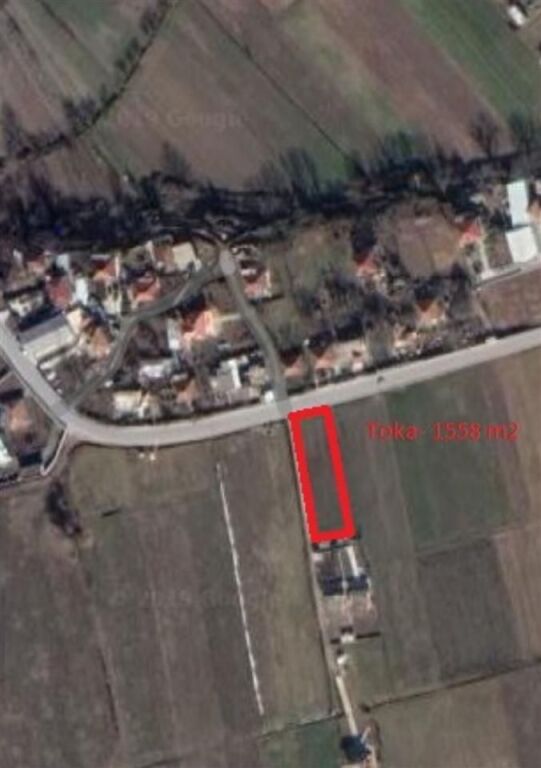 Shitet Toke ne Fortuz, Tirane 1558m2, ne buze te rruges