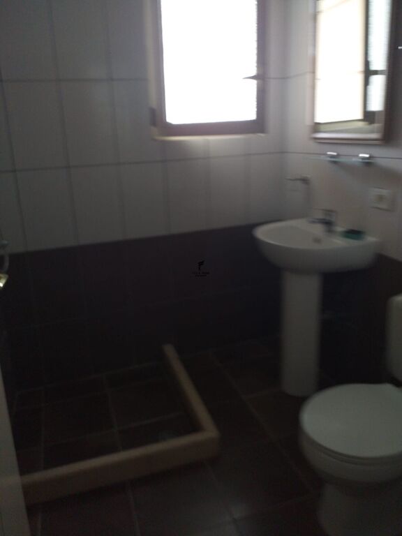 APARTAMENT ME QERA 1+1 KODRA E PRIFTIT 35.000 LEKE FH-70134