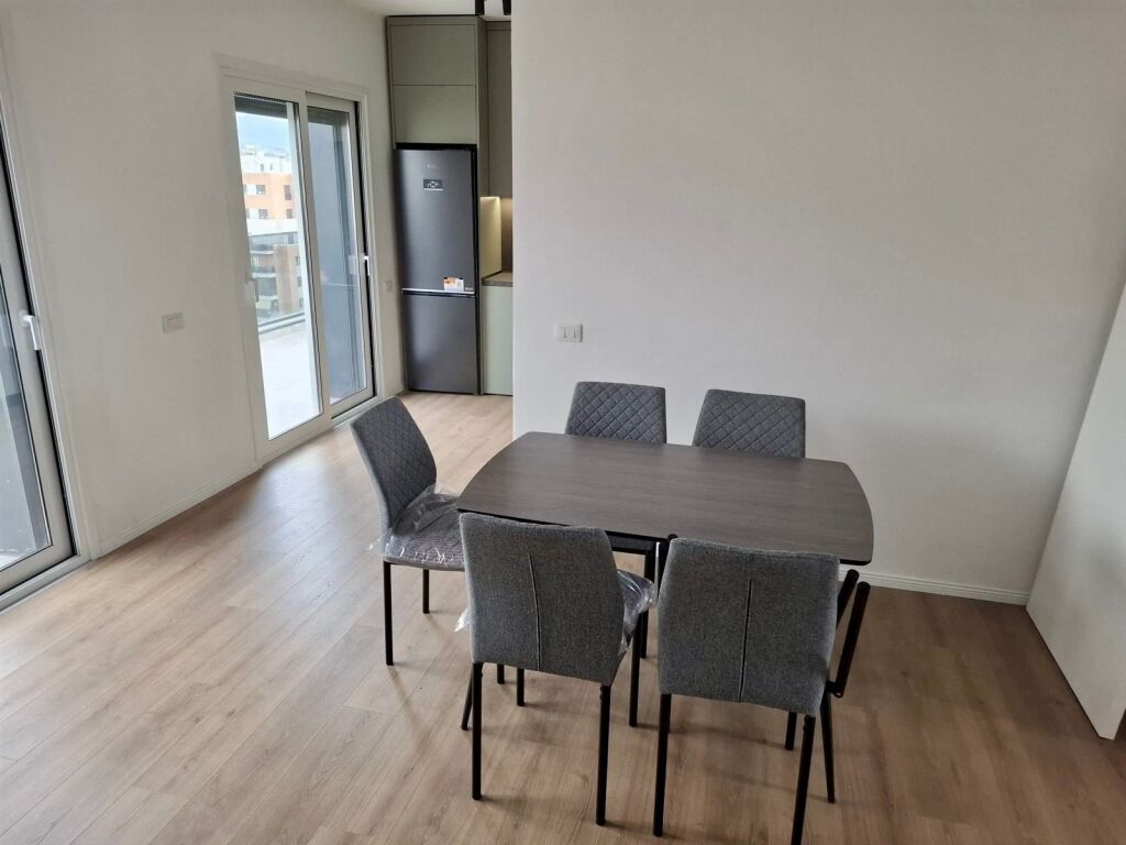 📣 QERA SUPER Apartament 2+1+2 Me Verande Dhe Parking 📍 Prane Shkolles Se Kuqe ✨