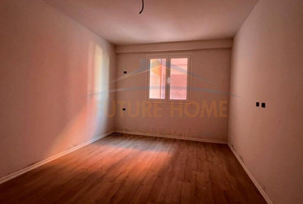 Shitet, Apartament 1+1, Yzberisht