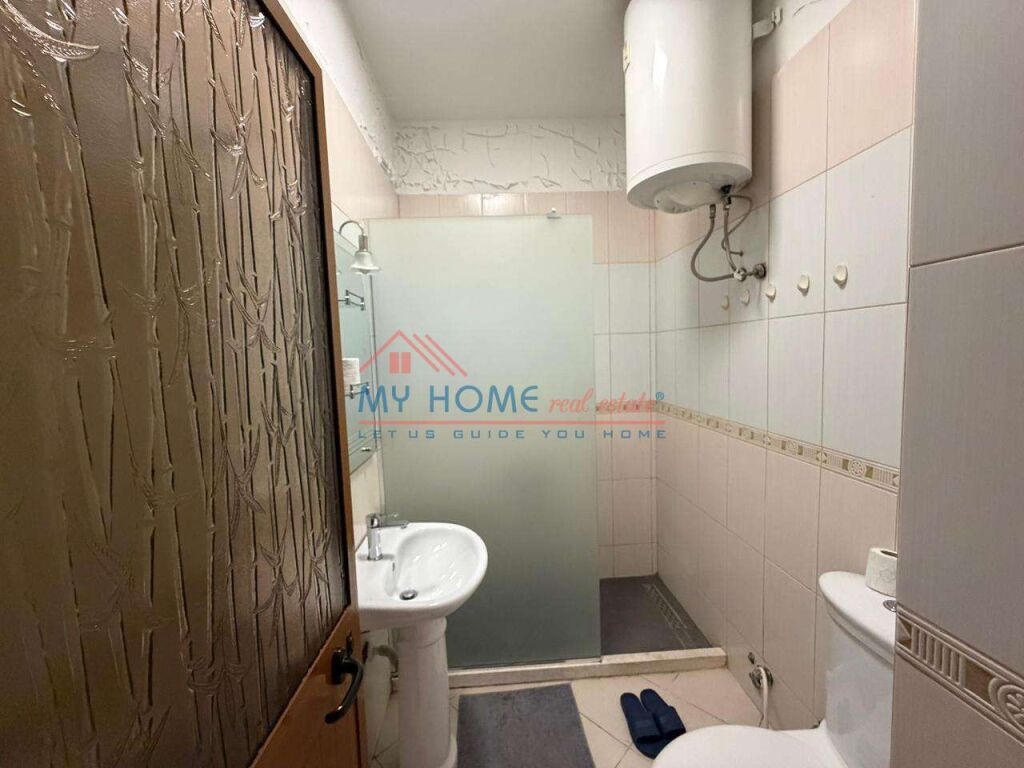 Apartament 1+1 me Qira tek Kopshti Botanik Tirane