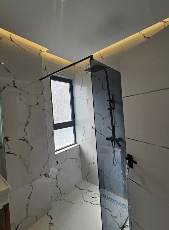 Shitet apartament 2+1+2 tek Pallati me Shigjeta