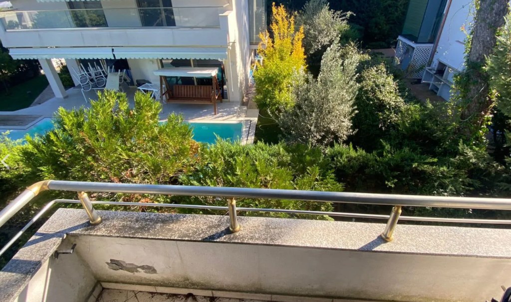 Shitet Super Vila • 2 KATE, VETEM 2 minuta larg Detit