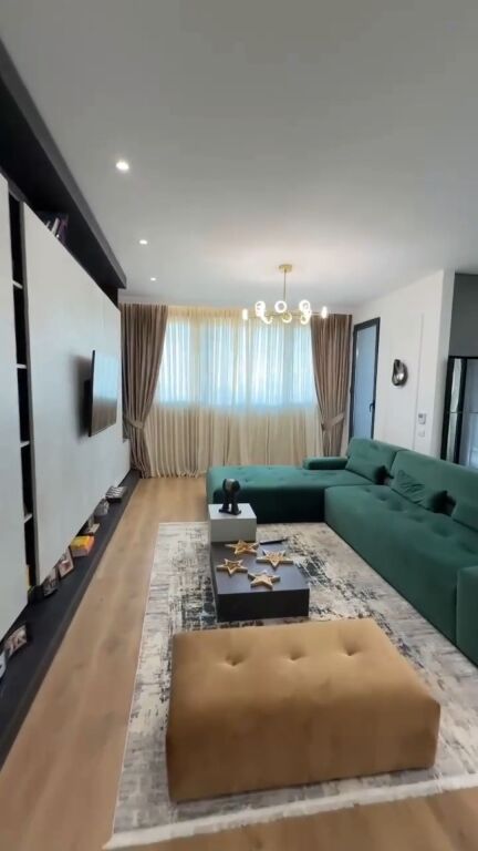 Shitet apartament 2+1+2+depo+2 Ballkone tek ASL prane Oxhakut!