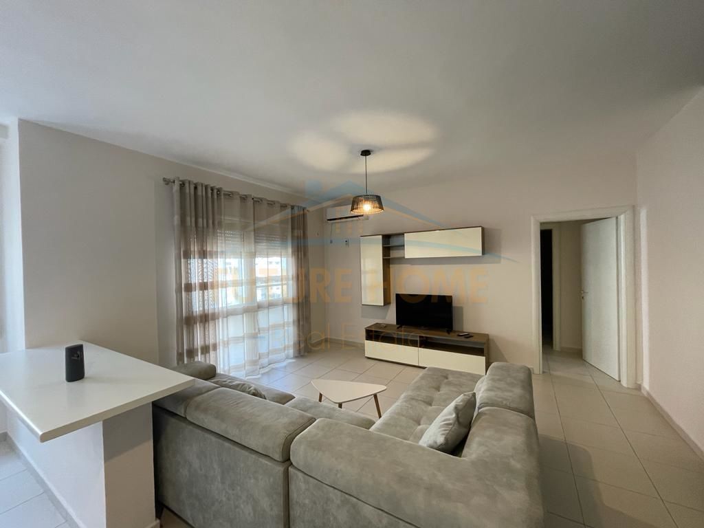 Affitto, Appartamento 1+1 Via del Porto, Durazzo