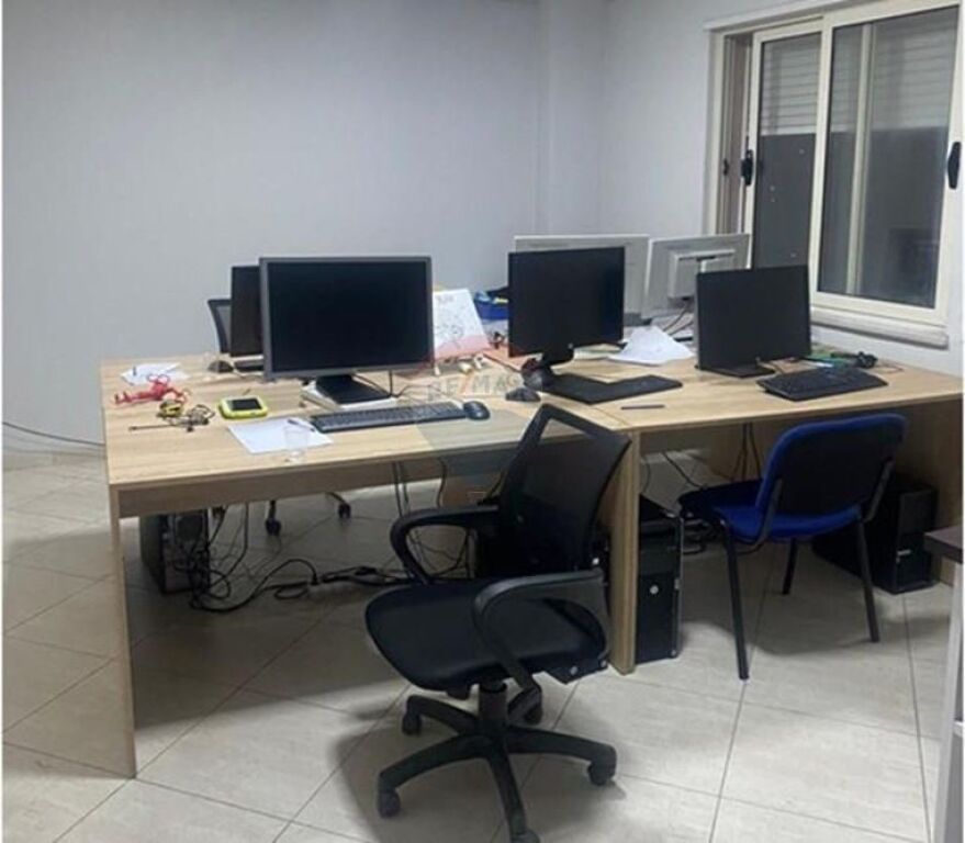 Appartamento - In Affitto - Via Jordan Misja, Tirana