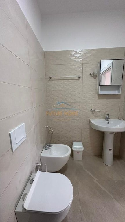 Qera, Apartament 2+1+2 , Zogu i Zi, Tiranë