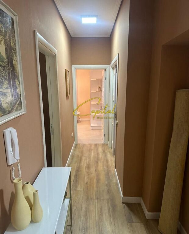 APARTAMETN ME QIRA 2+1 LIQENI ARTIFICIAL 700 EURO