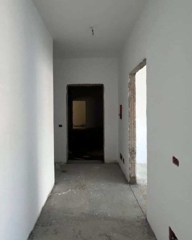 APPARTAMENTO 2+1+2 – COMUNE DI PARIGI