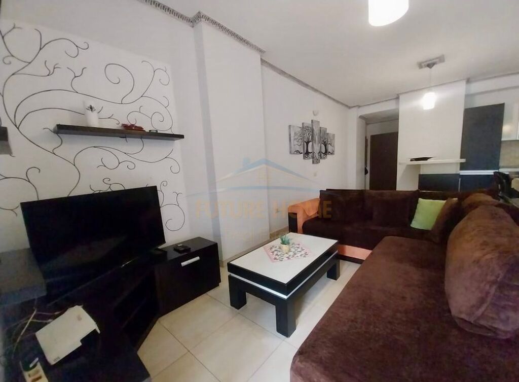 Qera, Apartament 2+1, Zogu i Zi, Tirane. 600 €