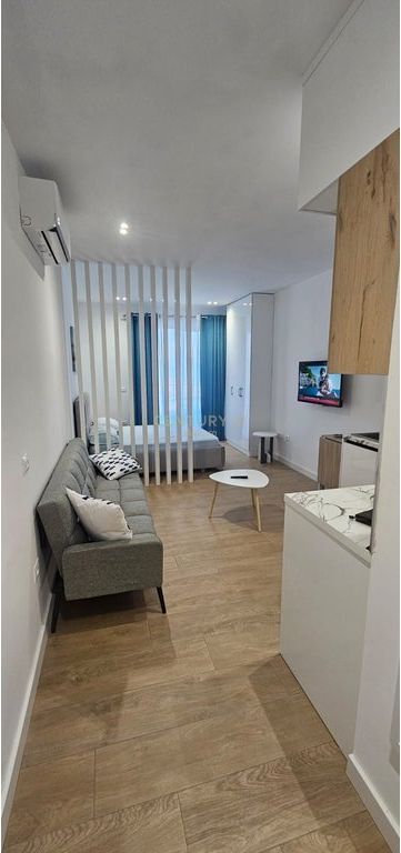 Shitet studio apartament ne Qerret!