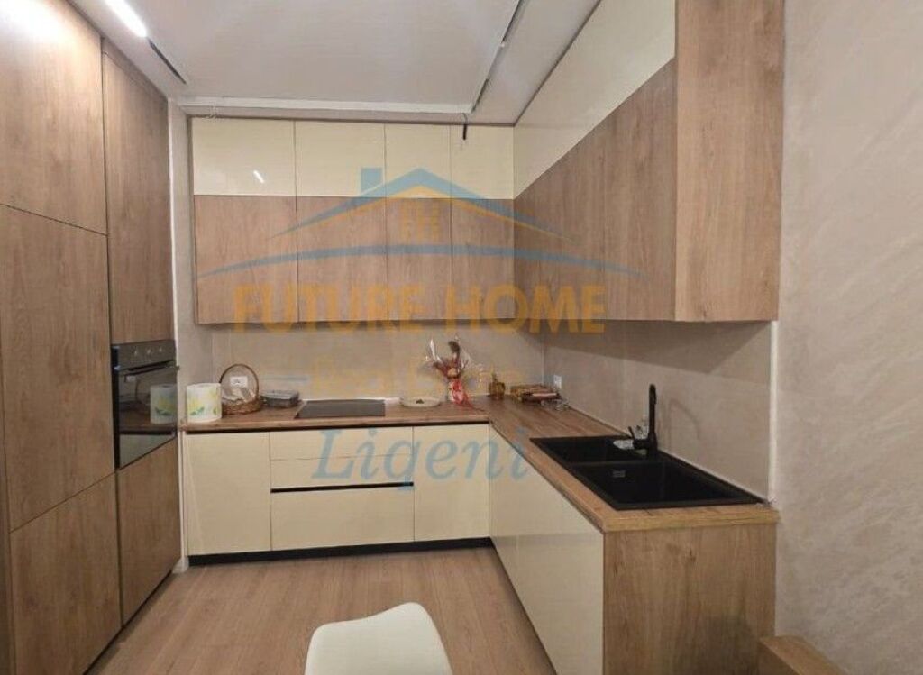 Rent, Apartment 2+1, Center, Tirana..