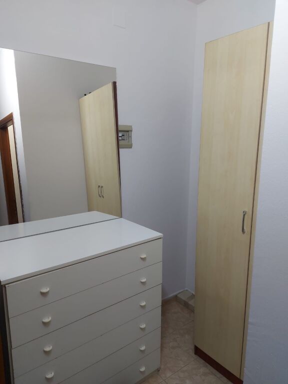 Jepet Me Qera Apartament 1+1
